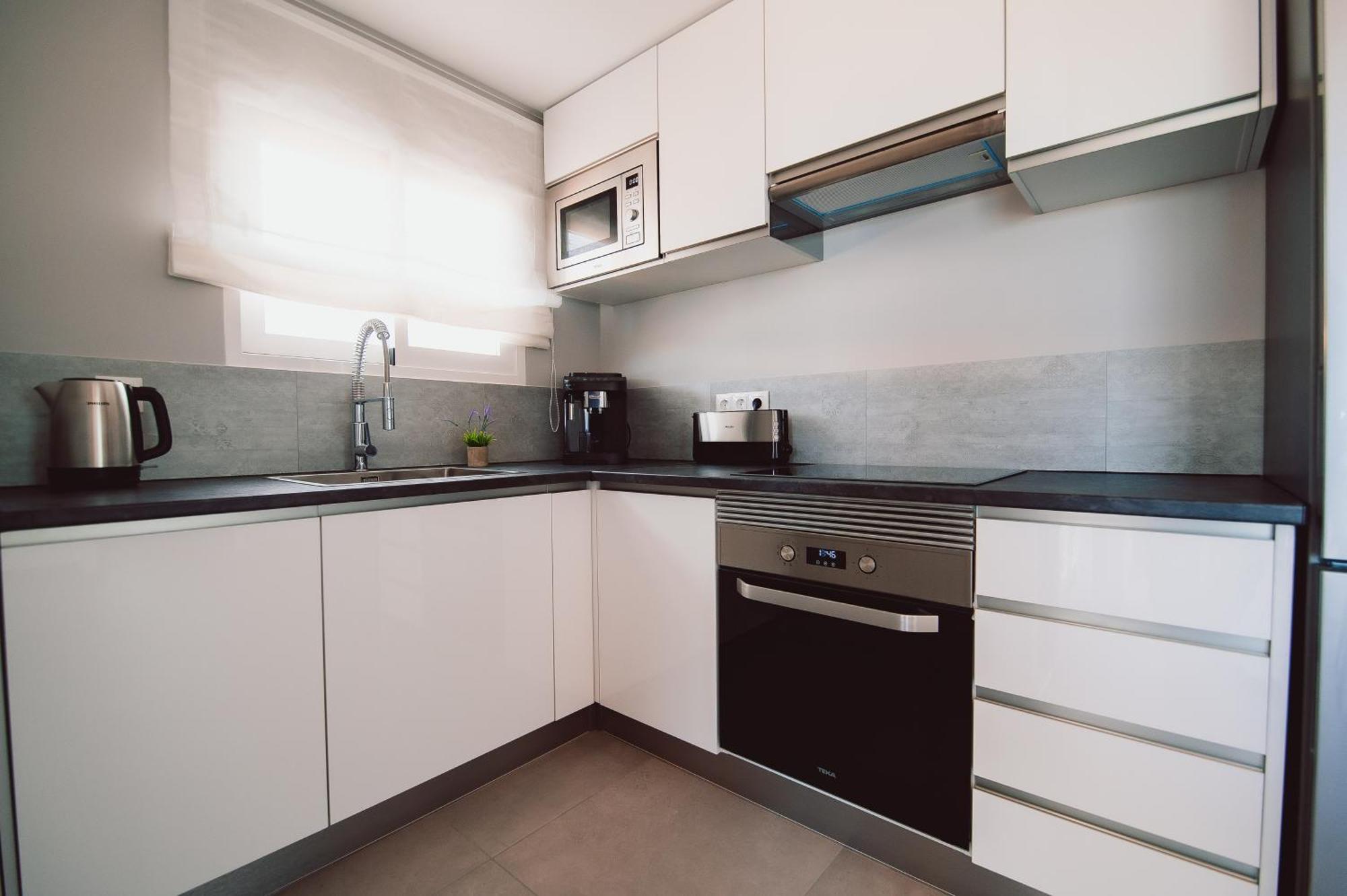 Apartamento Perla De Mar Les Deveses Екстериор снимка