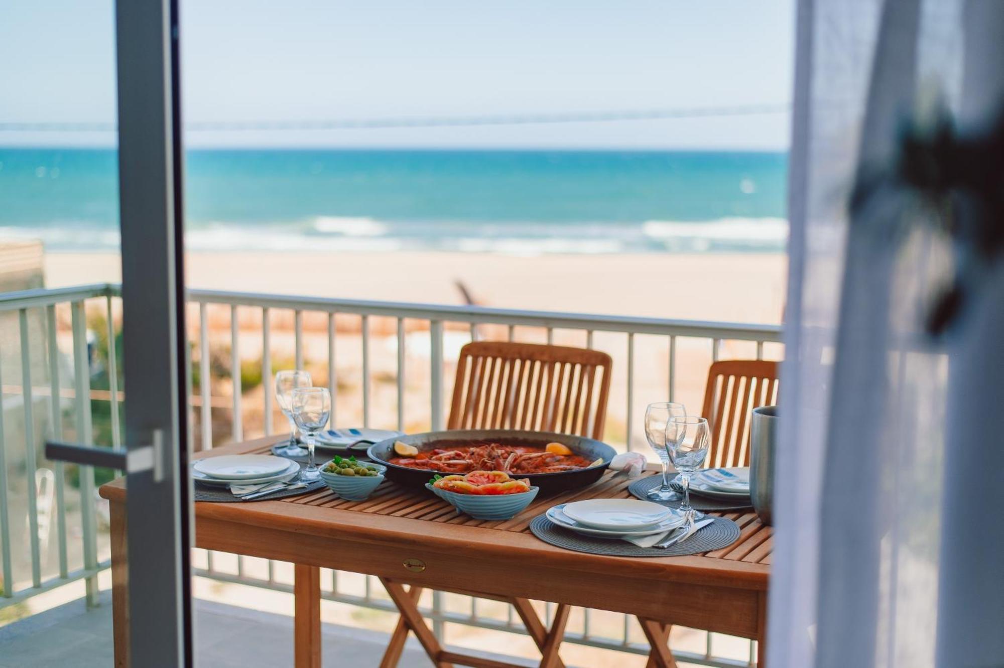 Apartamento Perla De Mar Les Deveses Екстериор снимка