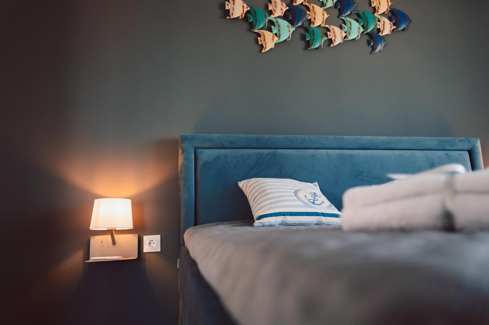Apartamento Perla De Mar Les Deveses Екстериор снимка